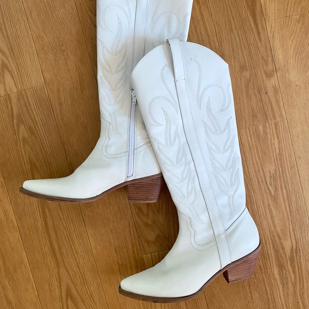 Women’s White Leather Western Knee-High Boots